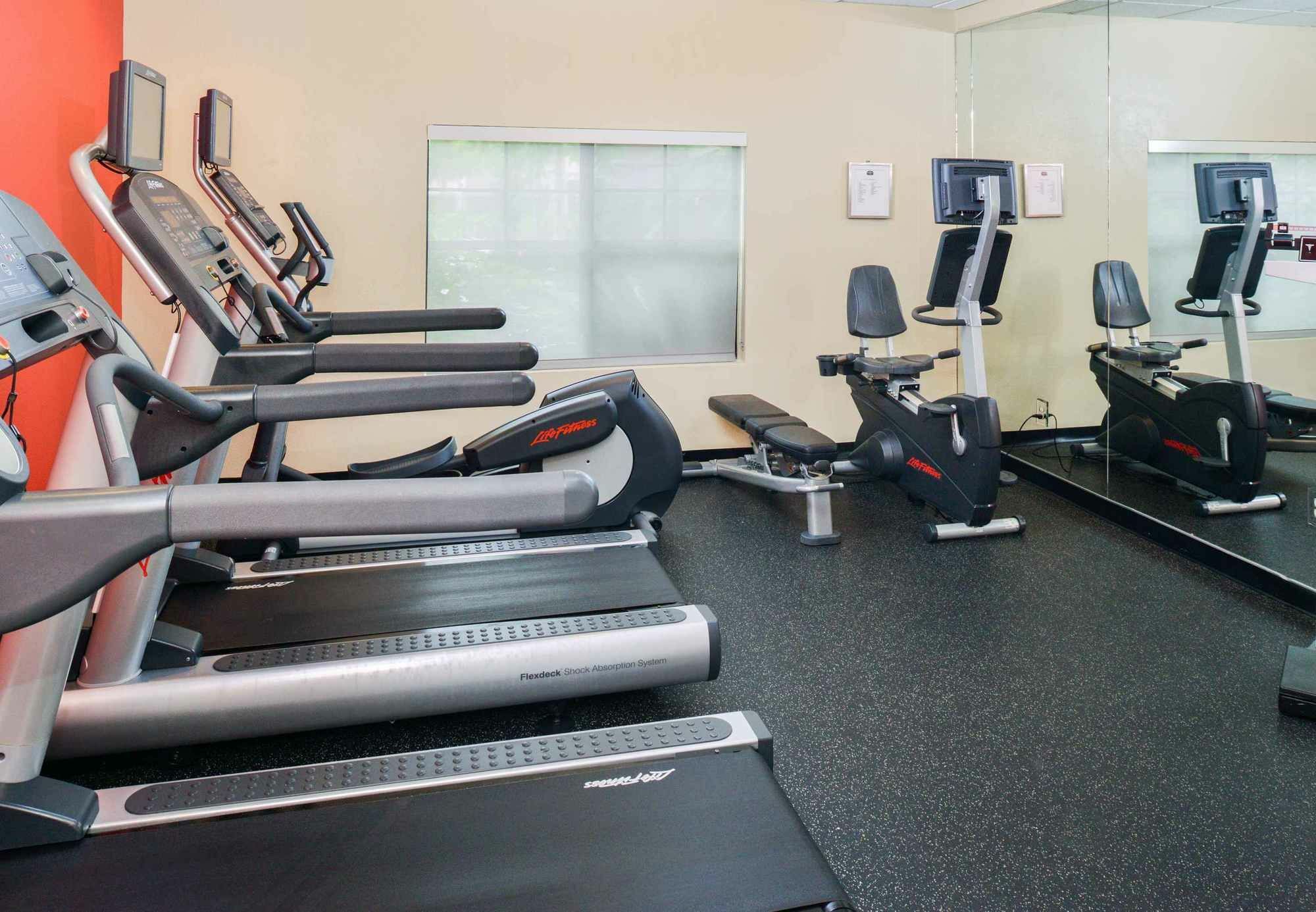 Towneplace Suites Thousand Oaks Ventura County Dış mekan fotoğraf